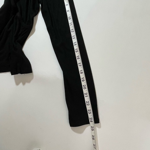 Self E NWT Women's Jr’s Black Surplice Long Sleeve Top - Picture 5 of 10